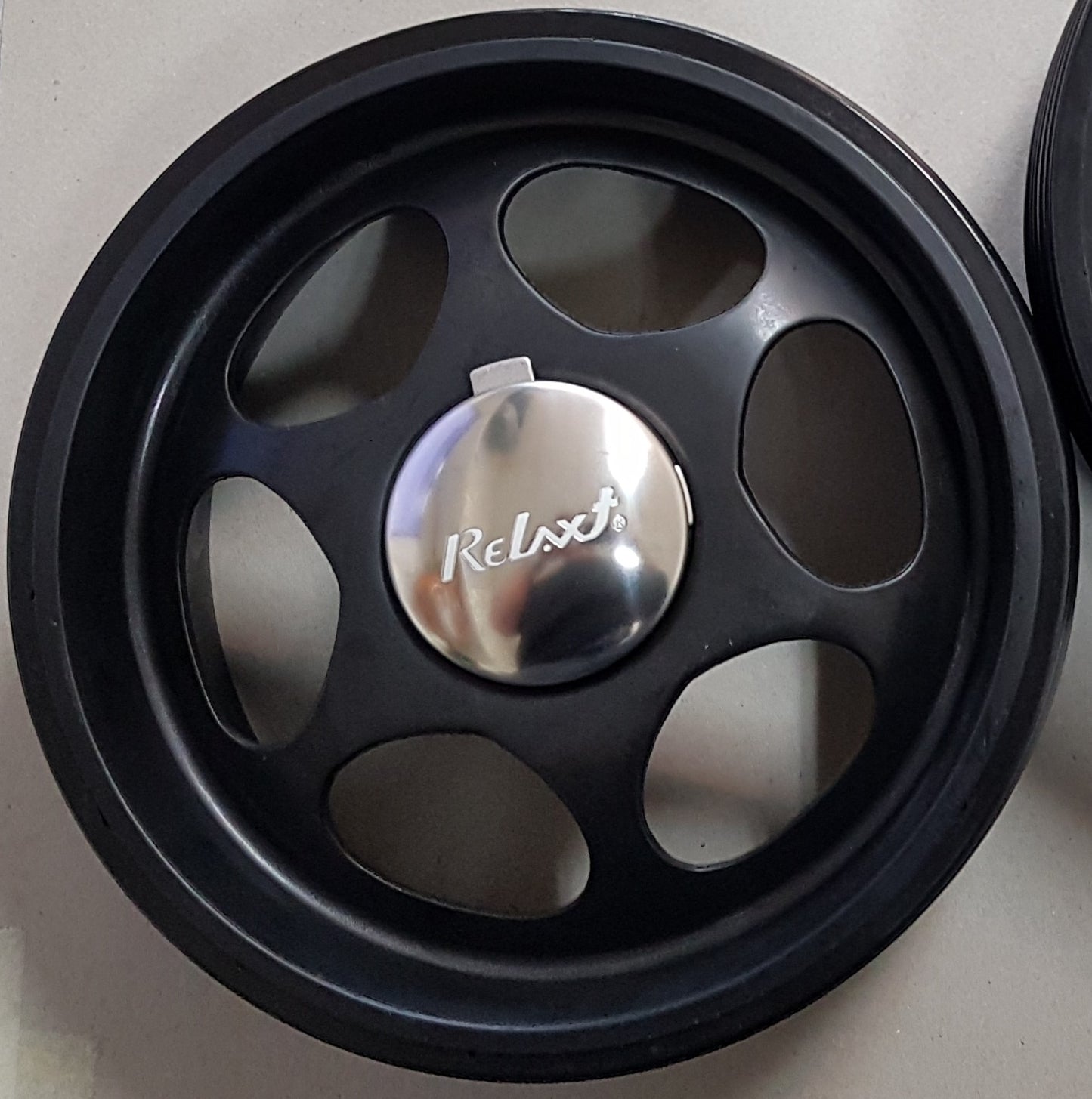 Relaxt MGI Sprung Stainless Wheel Cap